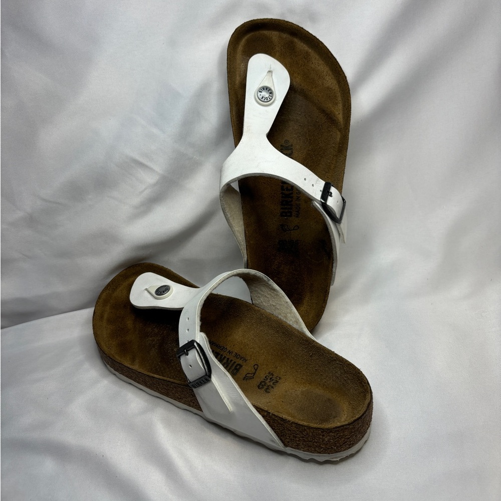 Birkenstock 
Gizeh
Birko-Flor
Size 38